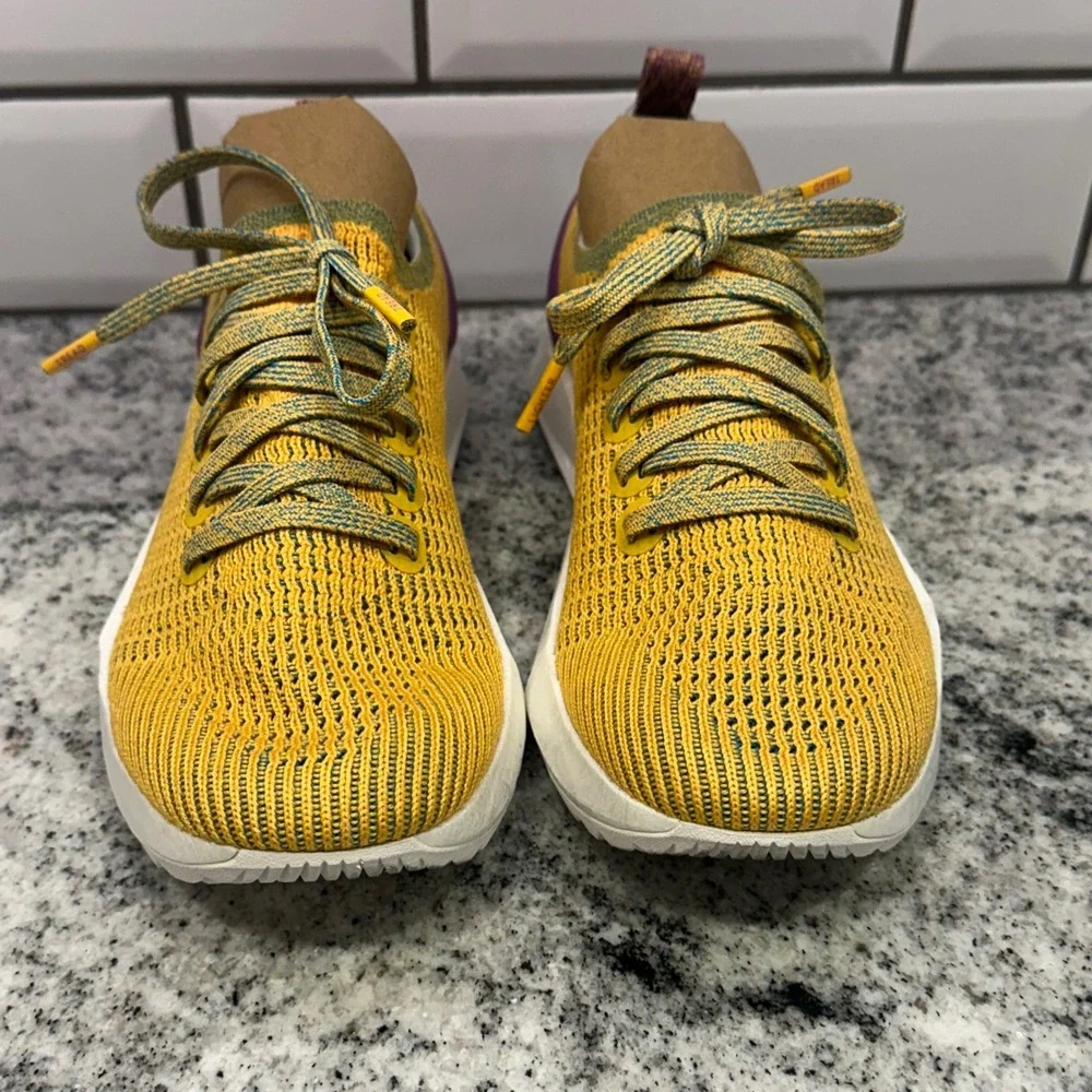 Allbirds Women 5.5 Tree Flyers Thrive Yellow Running Sneakers SwiftFoam Athletic